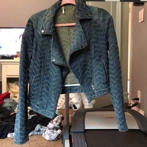 fashionable free people jacket!!💙